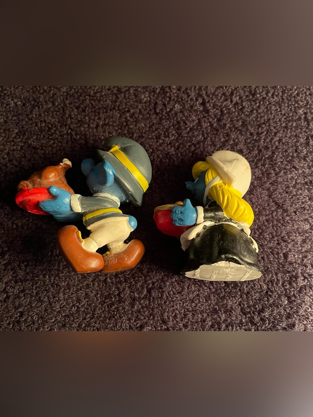 Vintage Smurfette & Smurf Figure Toy Set - Blue Characters Thanksgiving Theme - Picture 2 of 8